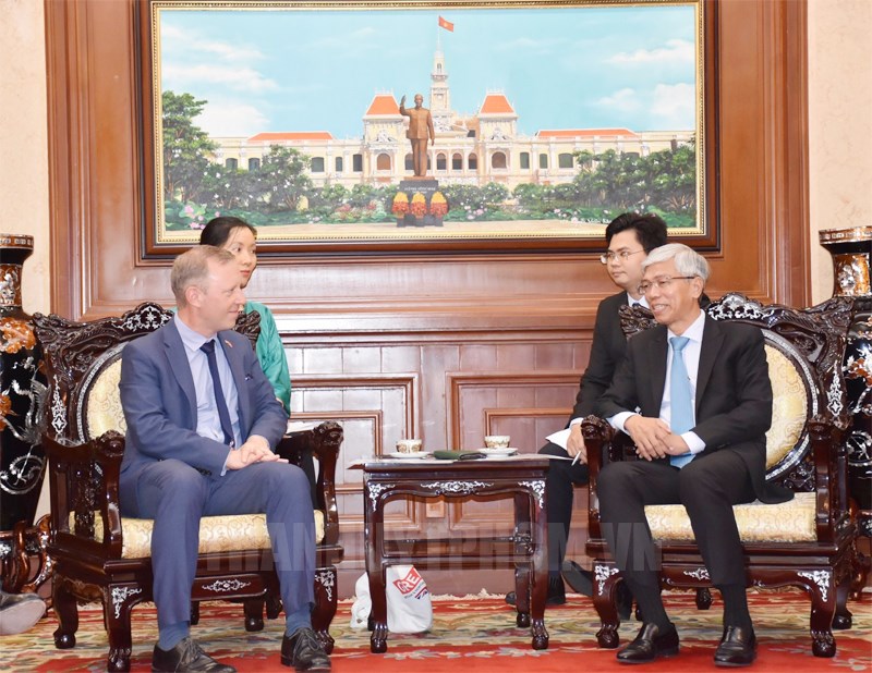 Ho Chi Minh City’s leader praises UK Ambassador’s contributions to bilateral relationship